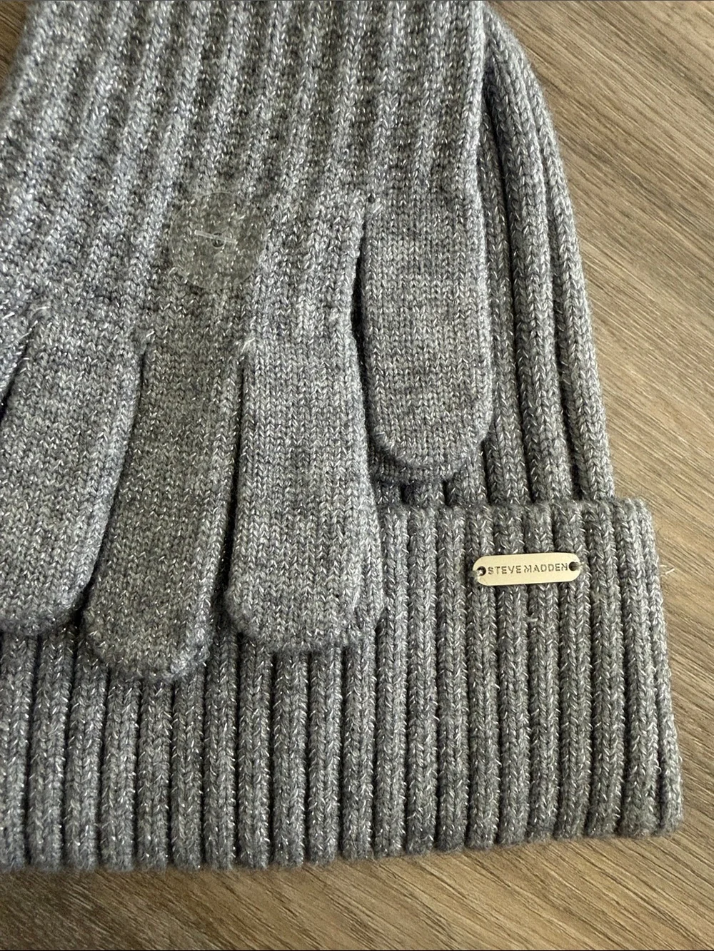 Steve Madden Gray Rib Knit Beanie & Gloves Set